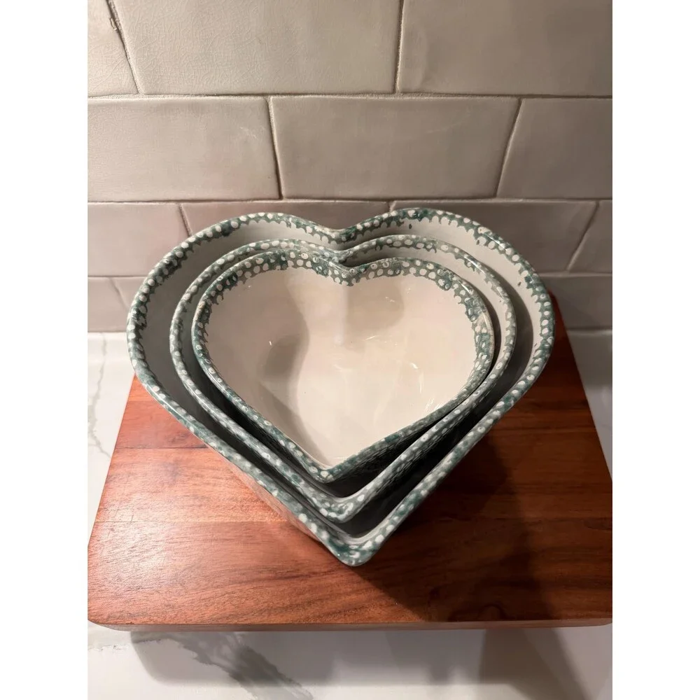 Vintage 1994 ABC Distributing Heart Shaped Nesting Bowls Set of 3 Green